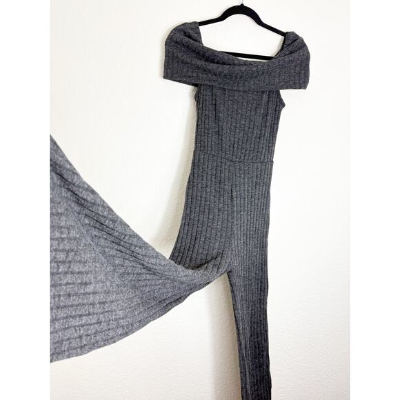 Lulus Always Styling Charcoal Grey Off-the-Shoulder Ribbed Jumpsuit Size Small - Picture 11 of 14